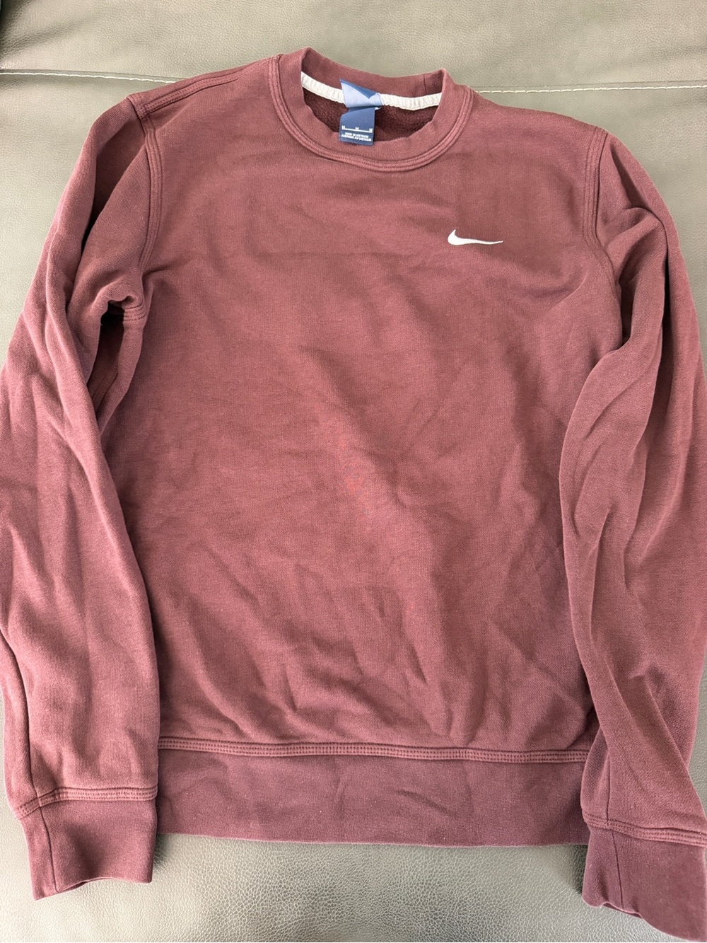 Nike Men's Crewneck Sweatshirt in Dusty Rose